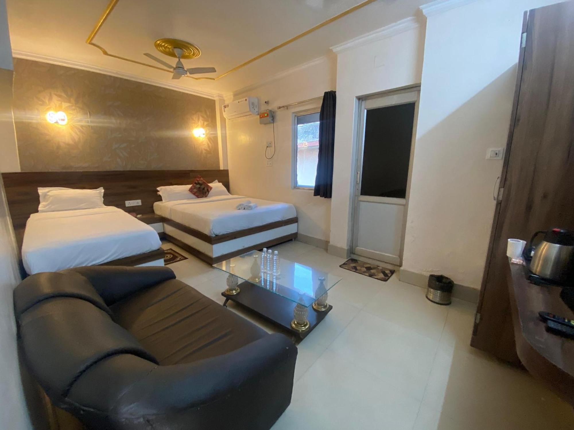 Hotel Sita Palace On Heritage Ghats Of Benaras Váránaszi Kültér fotó