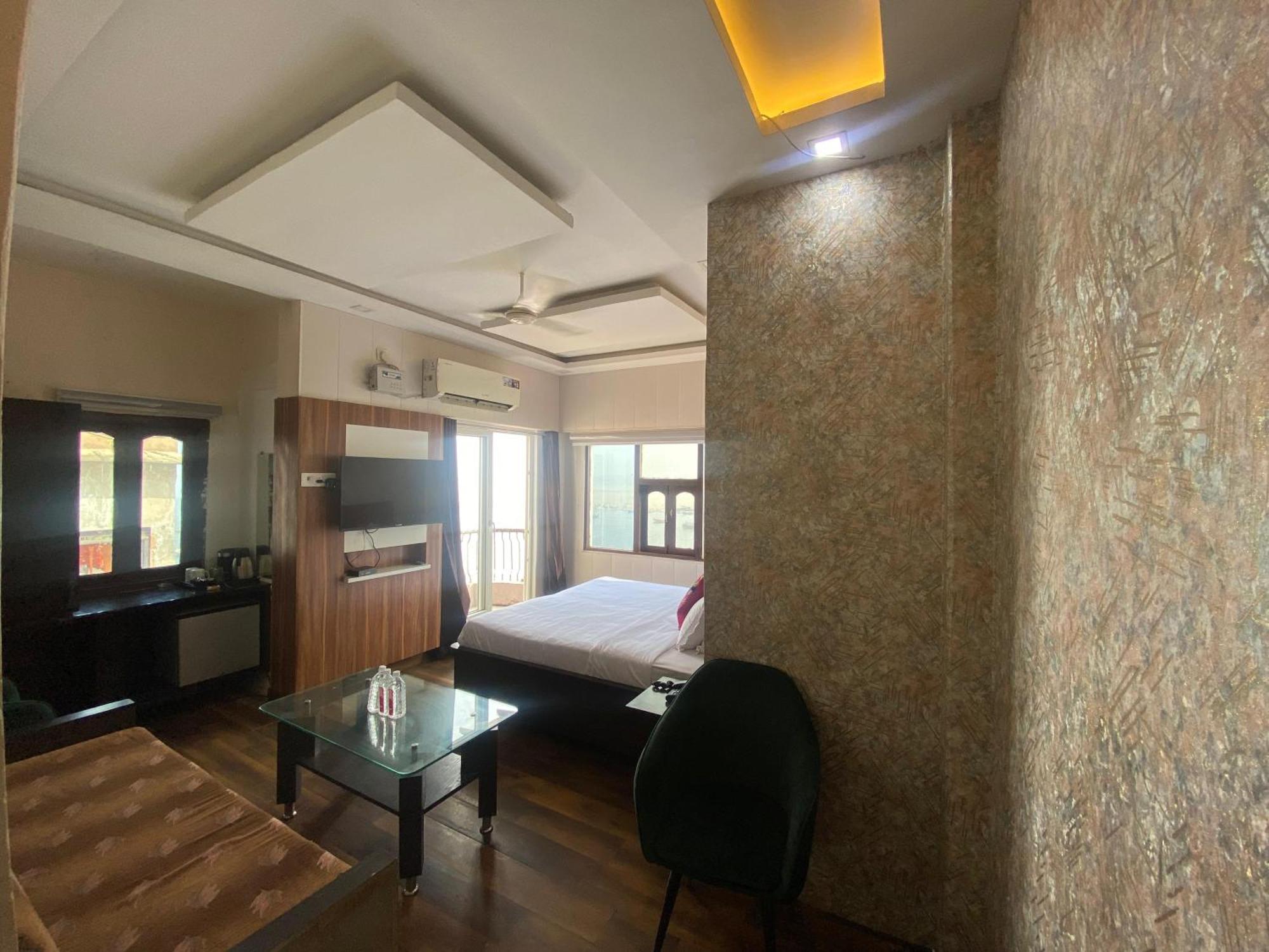 Hotel Sita Palace On Heritage Ghats Of Benaras Váránaszi Kültér fotó