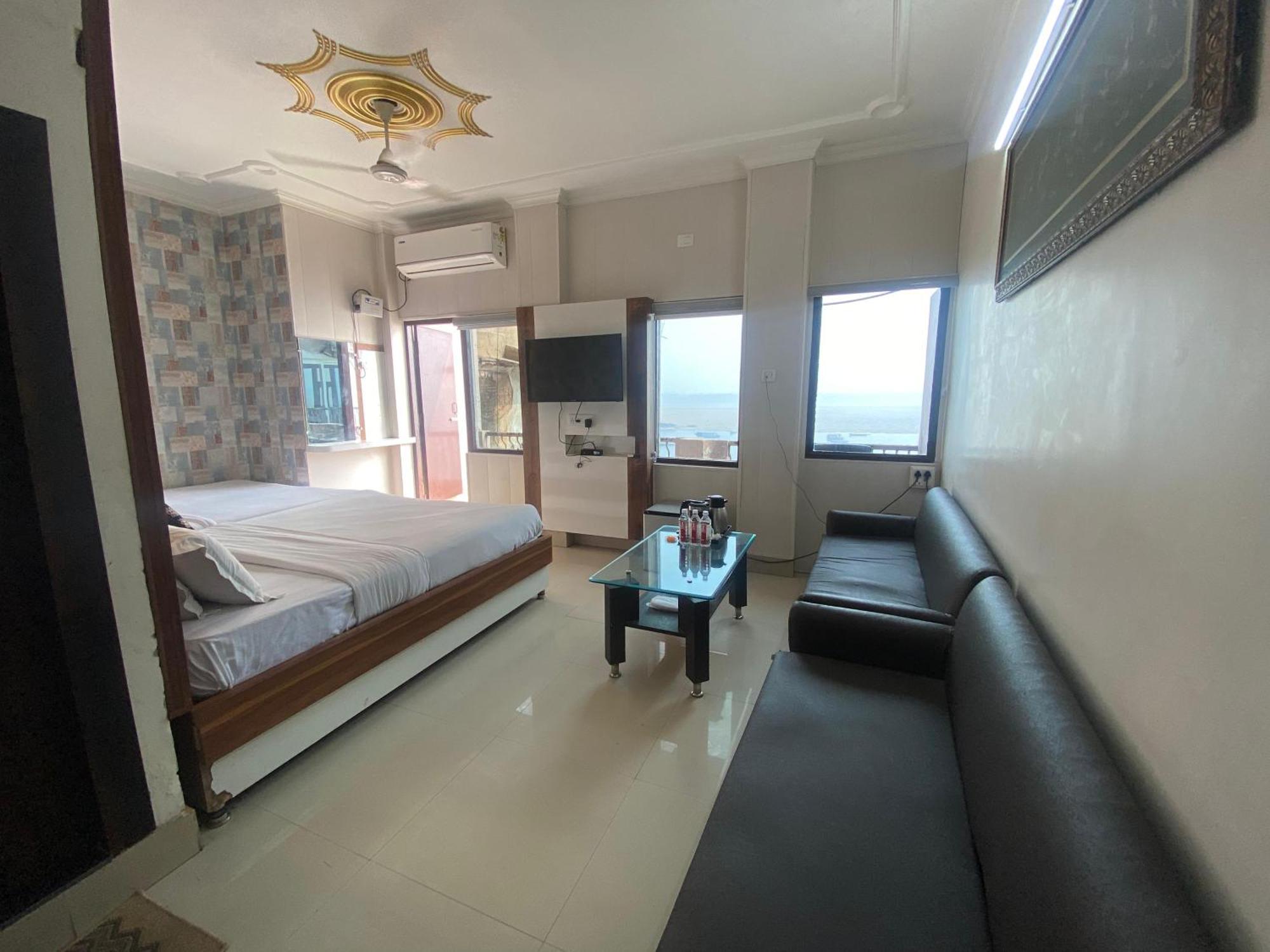 Hotel Sita Palace On Heritage Ghats Of Benaras Váránaszi Kültér fotó