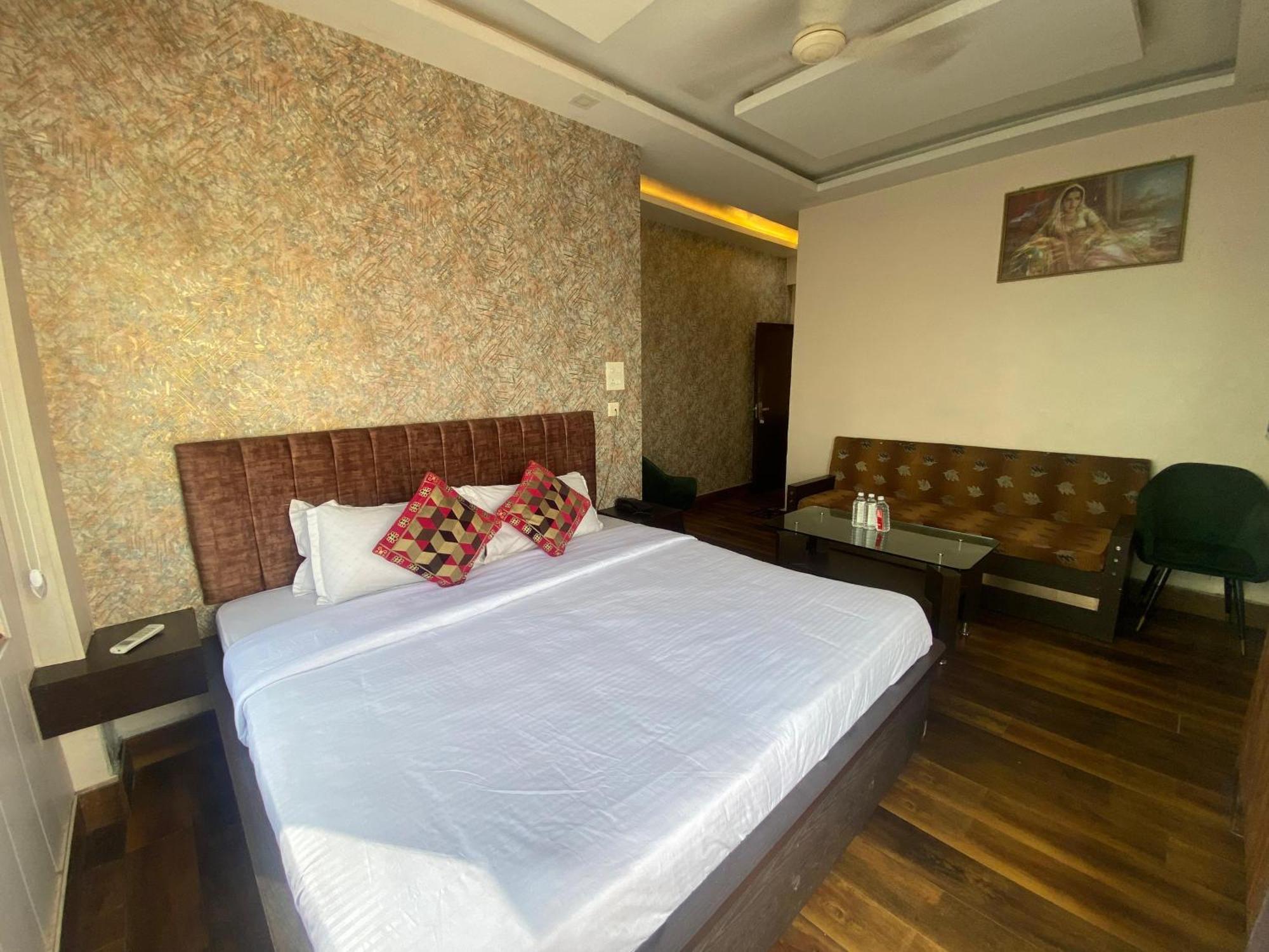 Hotel Sita Palace On Heritage Ghats Of Benaras Váránaszi Kültér fotó