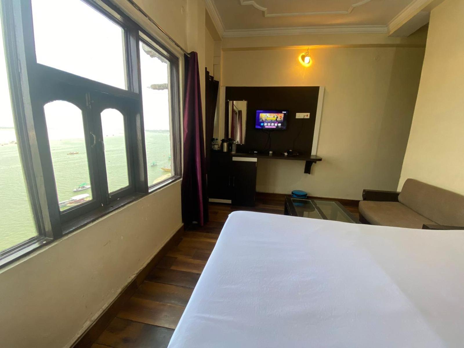 Hotel Sita Palace On Heritage Ghats Of Benaras Váránaszi Kültér fotó