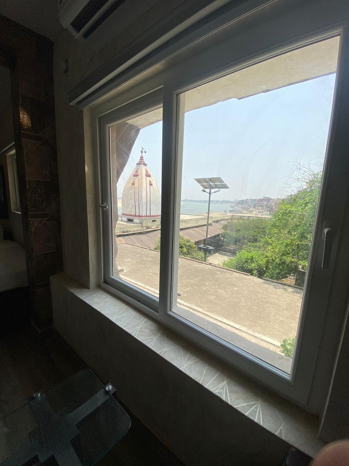 Hotel Sita Palace On Heritage Ghats Of Benaras Váránaszi Kültér fotó