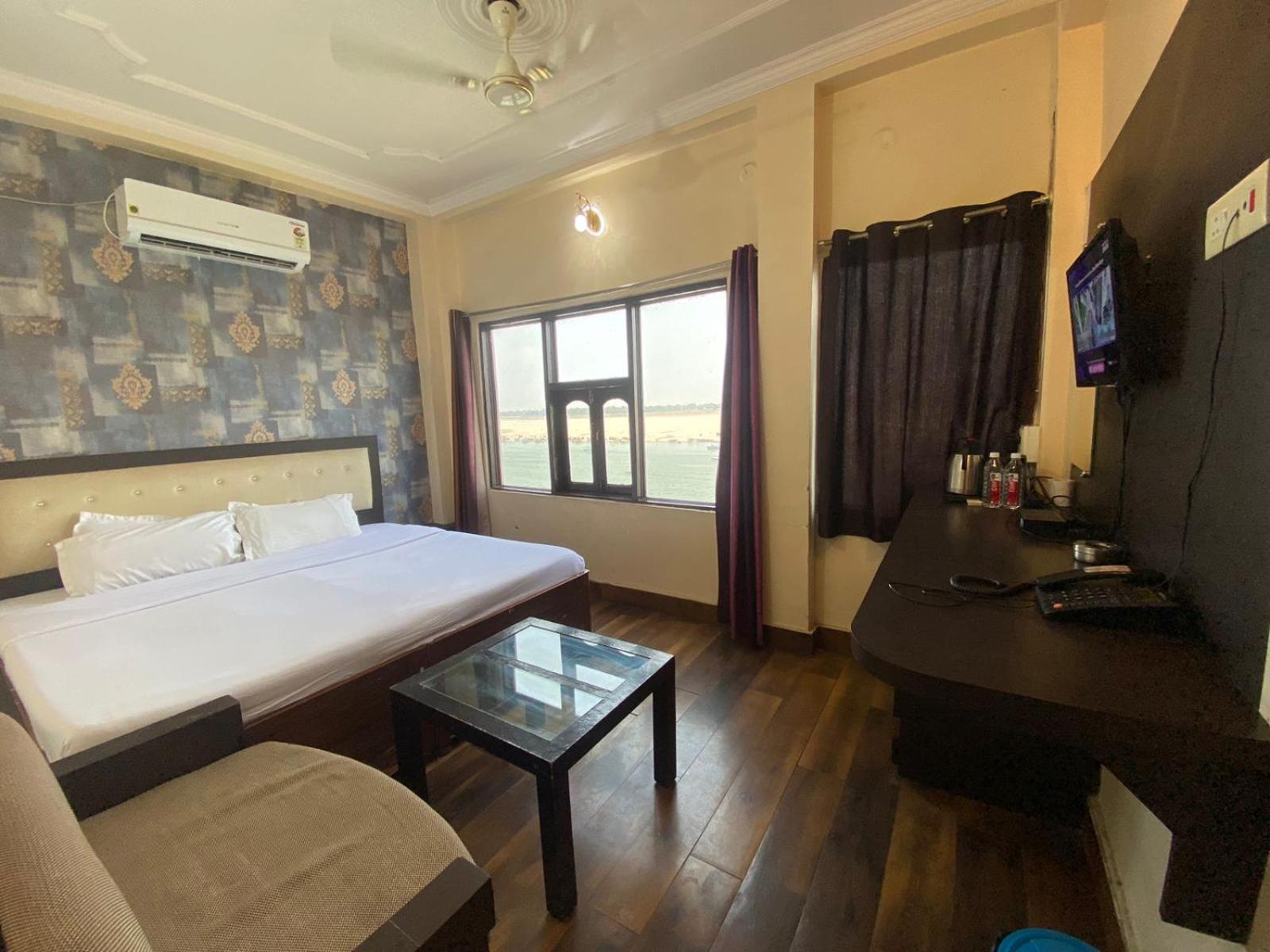 Hotel Sita Palace On Heritage Ghats Of Benaras Váránaszi Kültér fotó