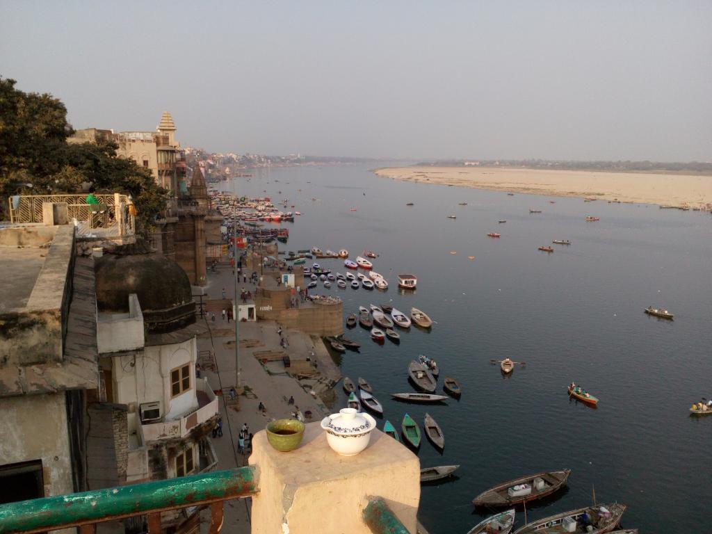 Hotel Sita Palace On Heritage Ghats Of Benaras Váránaszi Kültér fotó