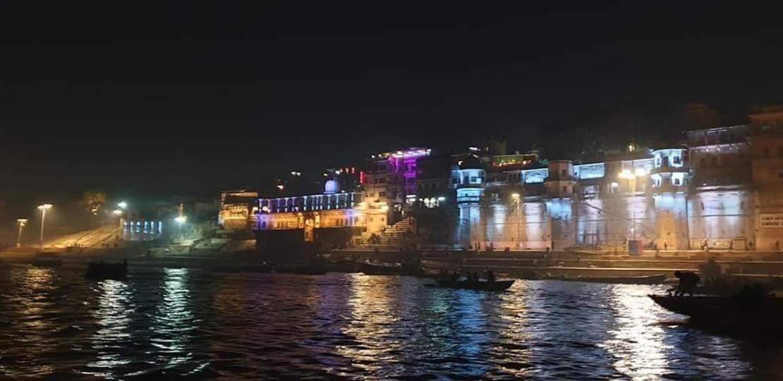 Hotel Sita Palace On Heritage Ghats Of Benaras Váránaszi Kültér fotó