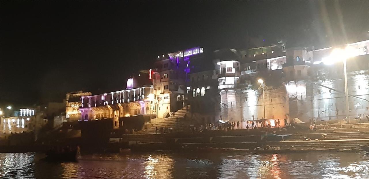 Hotel Sita Palace On Heritage Ghats Of Benaras Váránaszi Kültér fotó